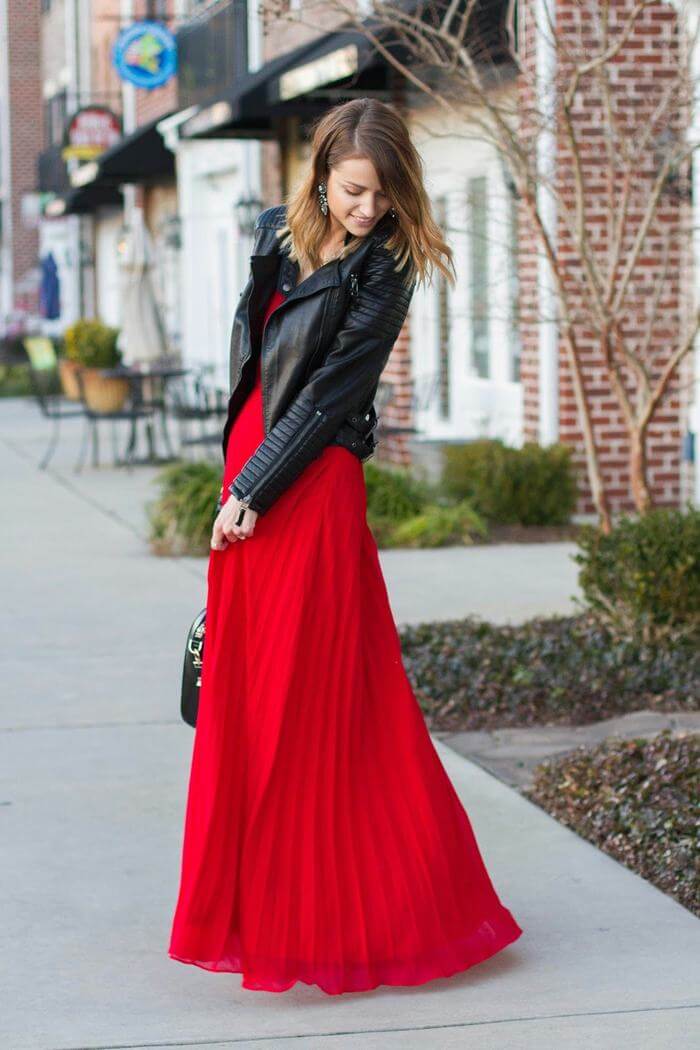 Vestido rojo combinado con chaqueta